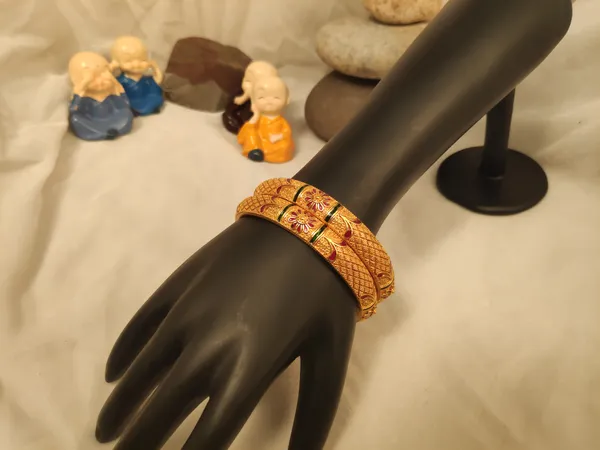 1_Gram_Gold-Plated_High_Gold_Bangles_Set