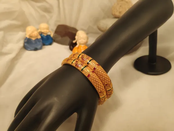 1_Gram_Gold-Plated_High_Gold_Bangles_Set