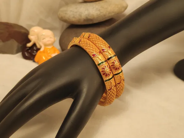 1_Gram_Gold-Plated_High_Gold_Bangles_Set