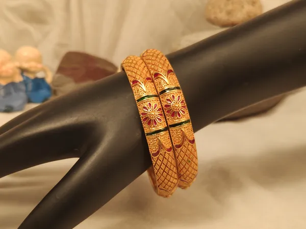 1_Gram_Gold-Plated_High_Gold_Bangles_Set