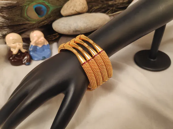 1_Gram_Gold-Plated_High_Gold_Bangles_Set