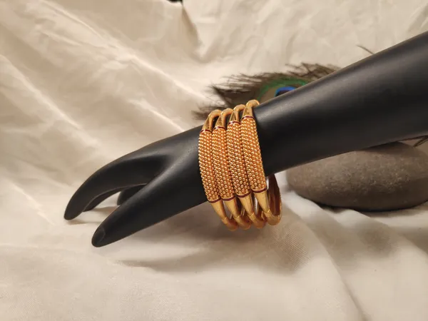 1_Gram_Gold-Plated_High_Gold_Bangles_Set
