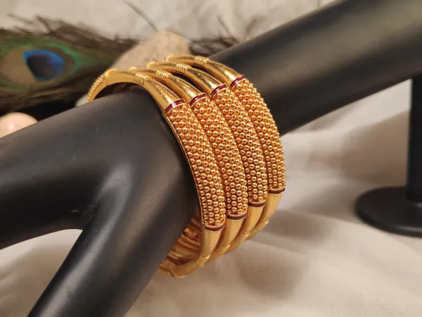 1_Gram_Gold-Plated_High_Gold_Bangles_Set