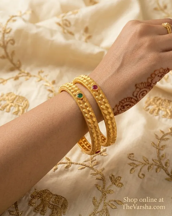 Elegant_Brass_Bangles_with_One_Gram_Gold_Plating_�_Set_of_2