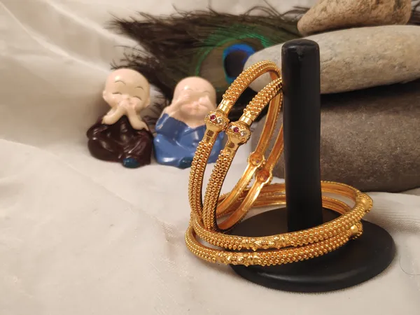 1_Gram_Gold-Plated_High_Gold_Bangles_Set