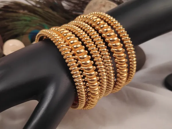 1_Gram_Gold-Plated_High_Gold_Bangles_Set