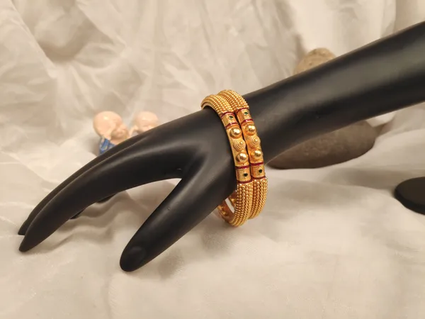 1_Gram_Gold-Plated_High_Gold_Bangles_Set
