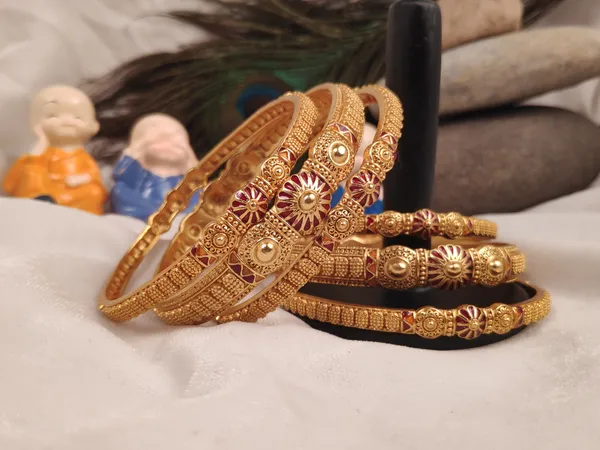 1_Gram_Gold-Plated_High_Gold_Bangles_Set