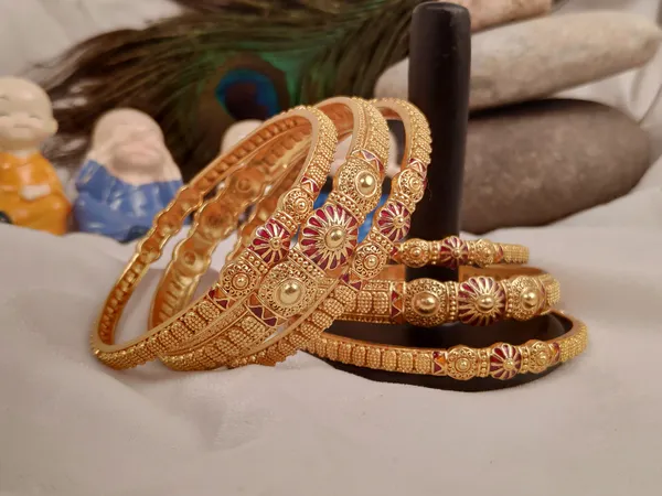 1_Gram_Gold-Plated_High_Gold_Bangles_Set