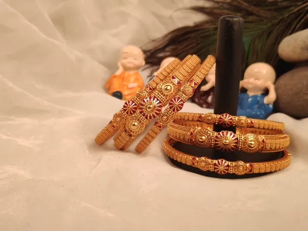 1_Gram_Gold-Plated_High_Gold_Bangles_Set