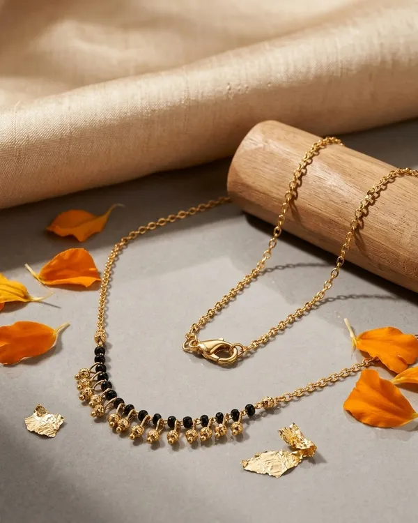 Traditional_Black_Bead_Chain_with_Gold_Fringe