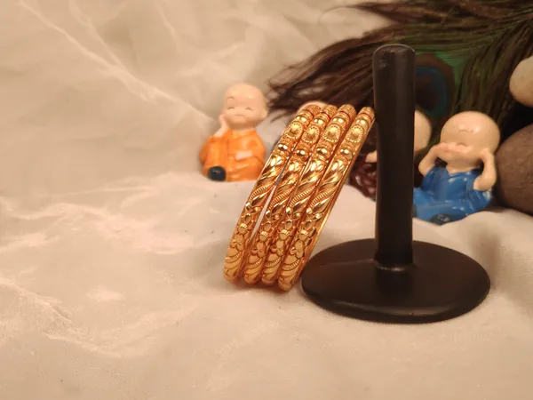 1_Gram_Gold-Plated_High_Gold_Bangles_Set