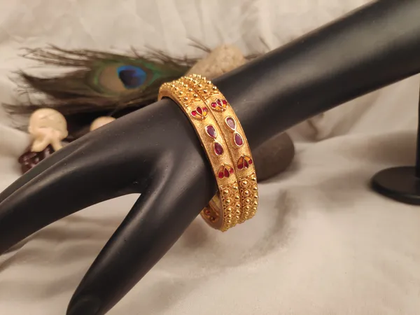 1_Gram_Gold-Plated_High_Gold_Bangles_Set