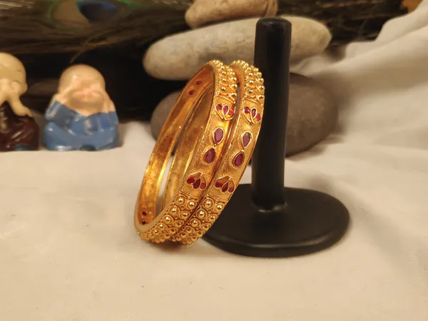1_Gram_Gold-Plated_High_Gold_Bangles_Set