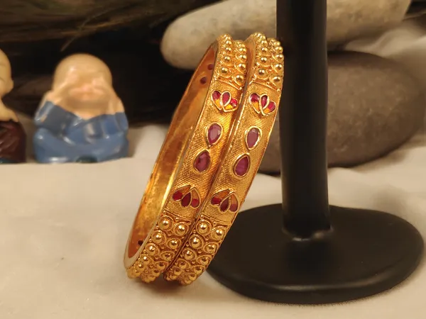 1_Gram_Gold-Plated_High_Gold_Bangles_Set