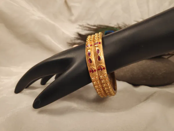 1_Gram_Gold-Plated_High_Gold_Bangles_Set