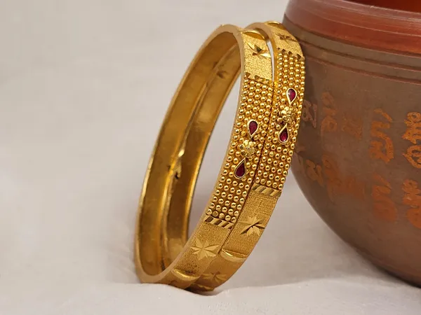1_Gram_Gold-Plated_Brass_Rajasthani_Bangles_Set_Of_2