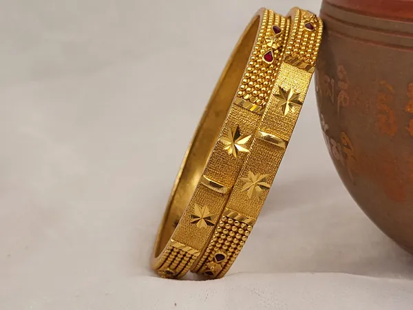 1_Gram_Gold-Plated_Brass_Rajasthani_Bangles_Set_Of_2