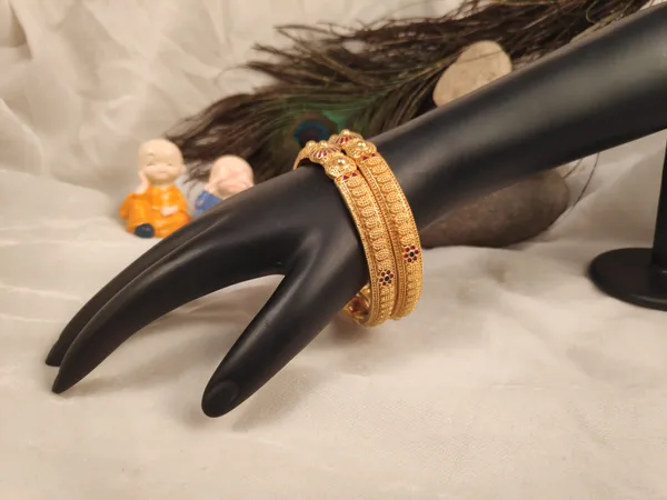 1_Gram_Gold-Plated_High_Gold_Bangles_Set