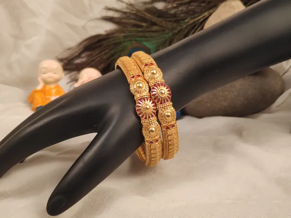 1_Gram_Gold-Plated_High_Gold_Bangles_Set