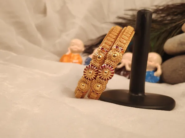 1_Gram_Gold-Plated_High_Gold_Bangles_Set