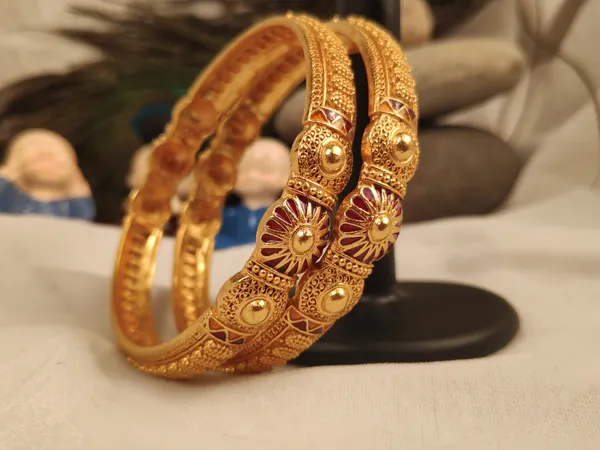 1_Gram_Gold-Plated_High_Gold_Bangles_Set