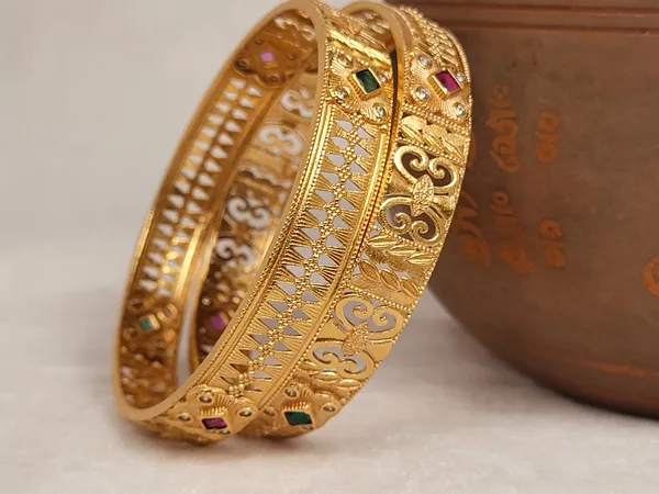 1_Gram_Gold-Plated_Brass_Rajasthani_Bangles_Set_Of_2