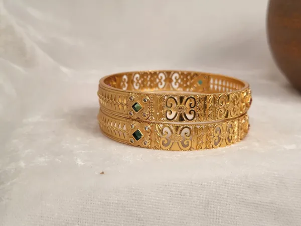 1_Gram_Gold-Plated_Brass_Rajasthani_Bangles_Set_Of_2