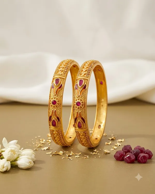 Traditional_Handcrafted_Brass_Bangle_Set_with_Intricate_Paisley_and_Stone_Work