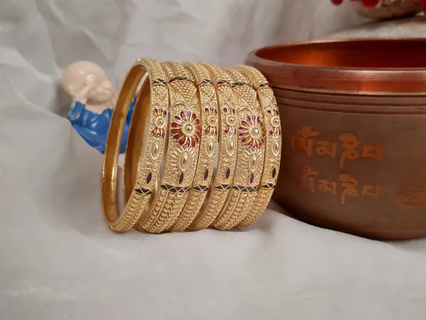 1_Gram_Gold-Plated_High_Gold_Bangles_Set