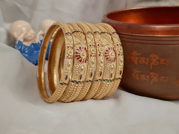 1_Gram_Gold-Plated_High_Gold_Bangles_Set