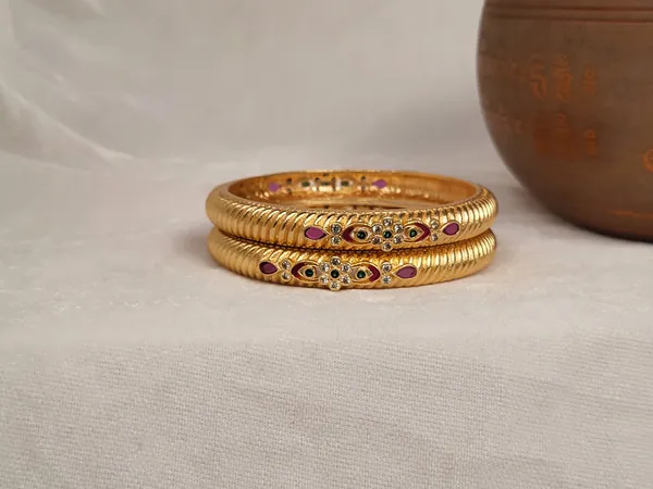 1_Gram_Gold-Plated_Brass_Rajasthani_Bangles_Set_Of_2
