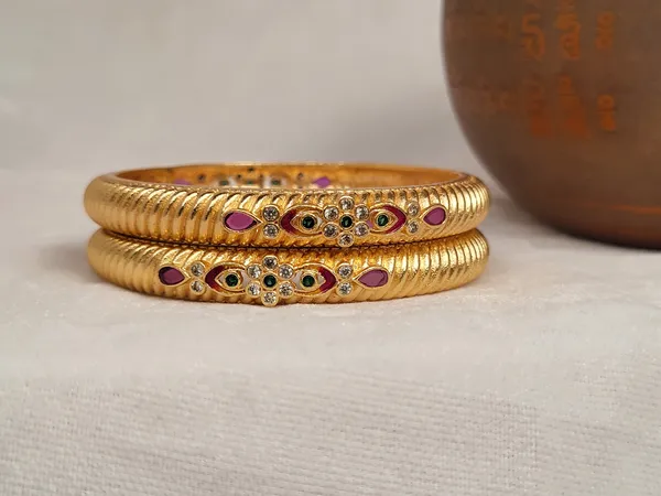 1_Gram_Gold-Plated_Brass_Rajasthani_Bangles_Set_Of_2