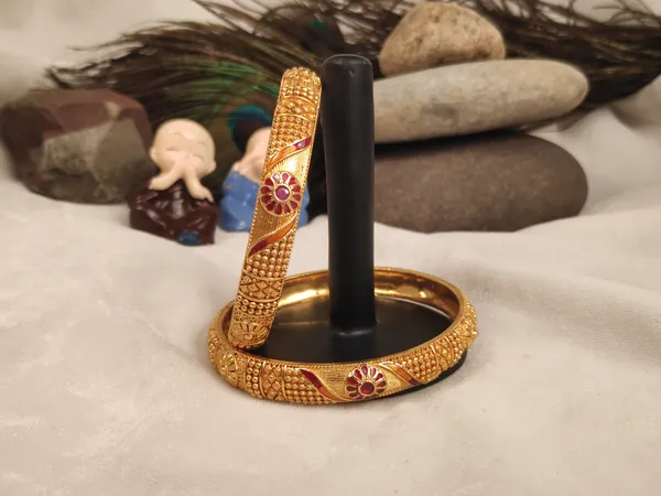 1_Gram_Gold-Plated_High_Gold_Bangles_Set