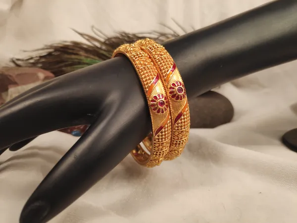 1_Gram_Gold-Plated_High_Gold_Bangles_Set