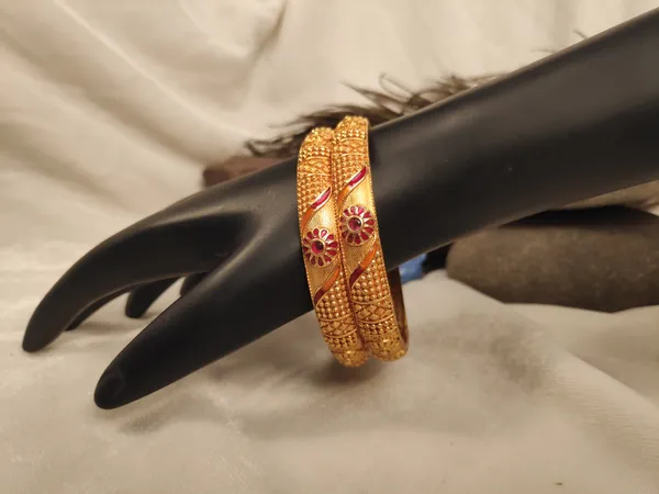 1_Gram_Gold-Plated_High_Gold_Bangles_Set