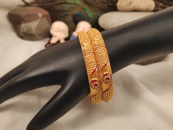 1_Gram_Gold-Plated_High_Gold_Bangles_Set