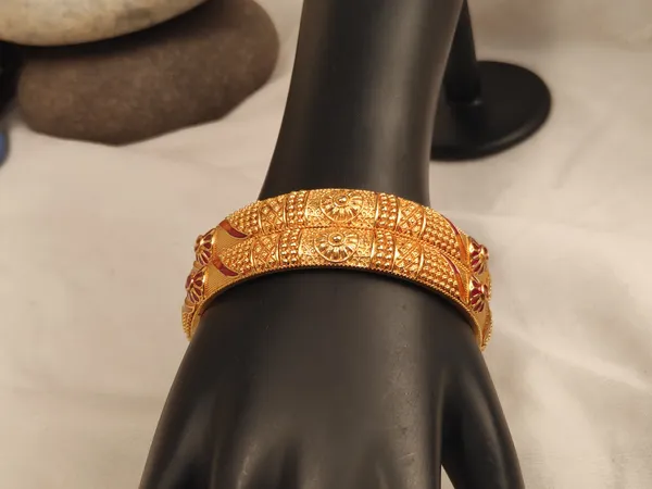 1_Gram_Gold-Plated_High_Gold_Bangles_Set