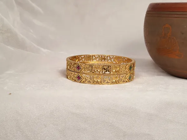 1_Gram_Gold-Plated_Brass_Rajasthani_Bangles_Set_Of_2