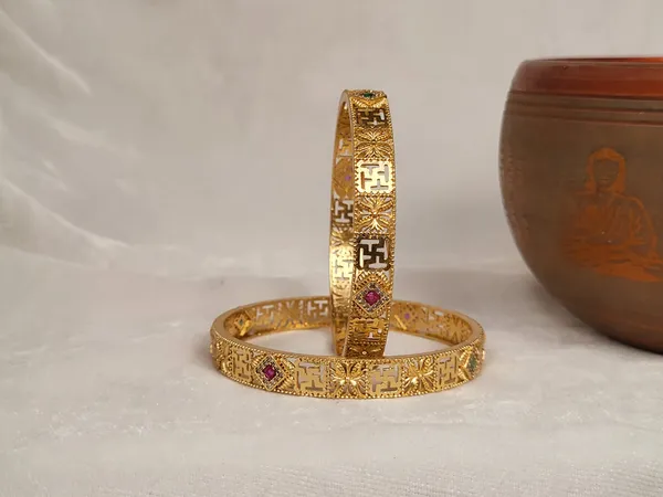 1_Gram_Gold-Plated_Brass_Rajasthani_Bangles_Set_Of_2