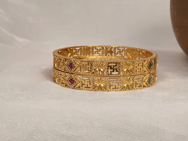 1_Gram_Gold-Plated_Brass_Rajasthani_Bangles_Set_Of_2