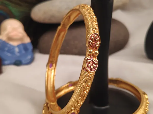 1_Gram_Gold-Plated_High_Gold_Bangles_Set