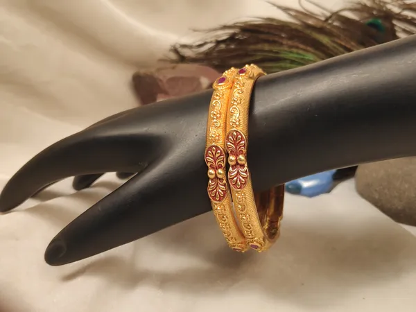 1_Gram_Gold-Plated_High_Gold_Bangles_Set