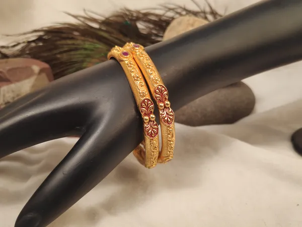 1_Gram_Gold-Plated_High_Gold_Bangles_Set