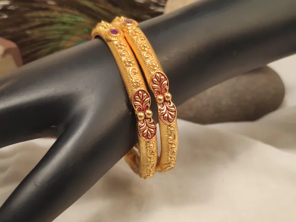 1_Gram_Gold-Plated_High_Gold_Bangles_Set