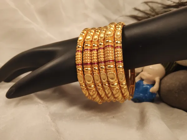 1_Gram_Gold-Plated_High_Gold_Bangles_Set