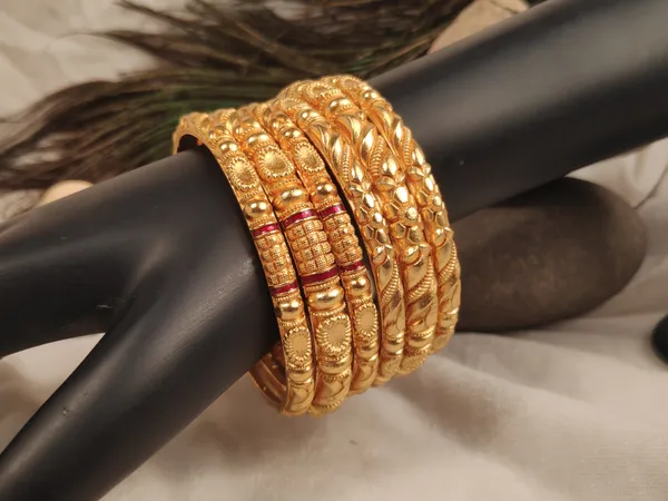 1_Gram_Gold-Plated_High_Gold_Bangles_Set