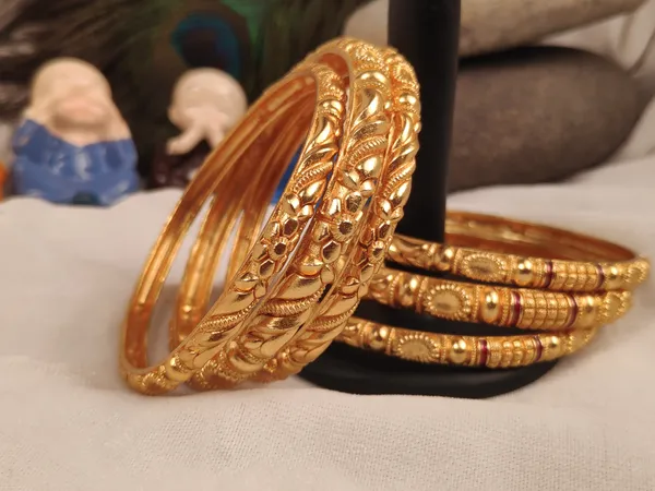 1_Gram_Gold-Plated_High_Gold_Bangles_Set