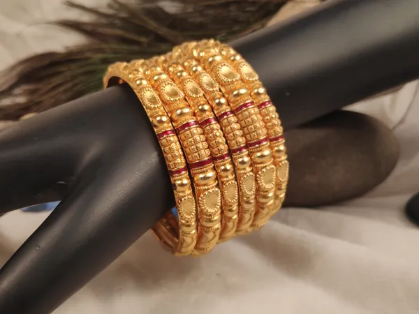 1_Gram_Gold-Plated_High_Gold_Bangles_Set
