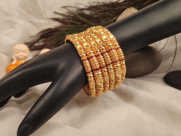 1_Gram_Gold-Plated_High_Gold_Bangles_Set